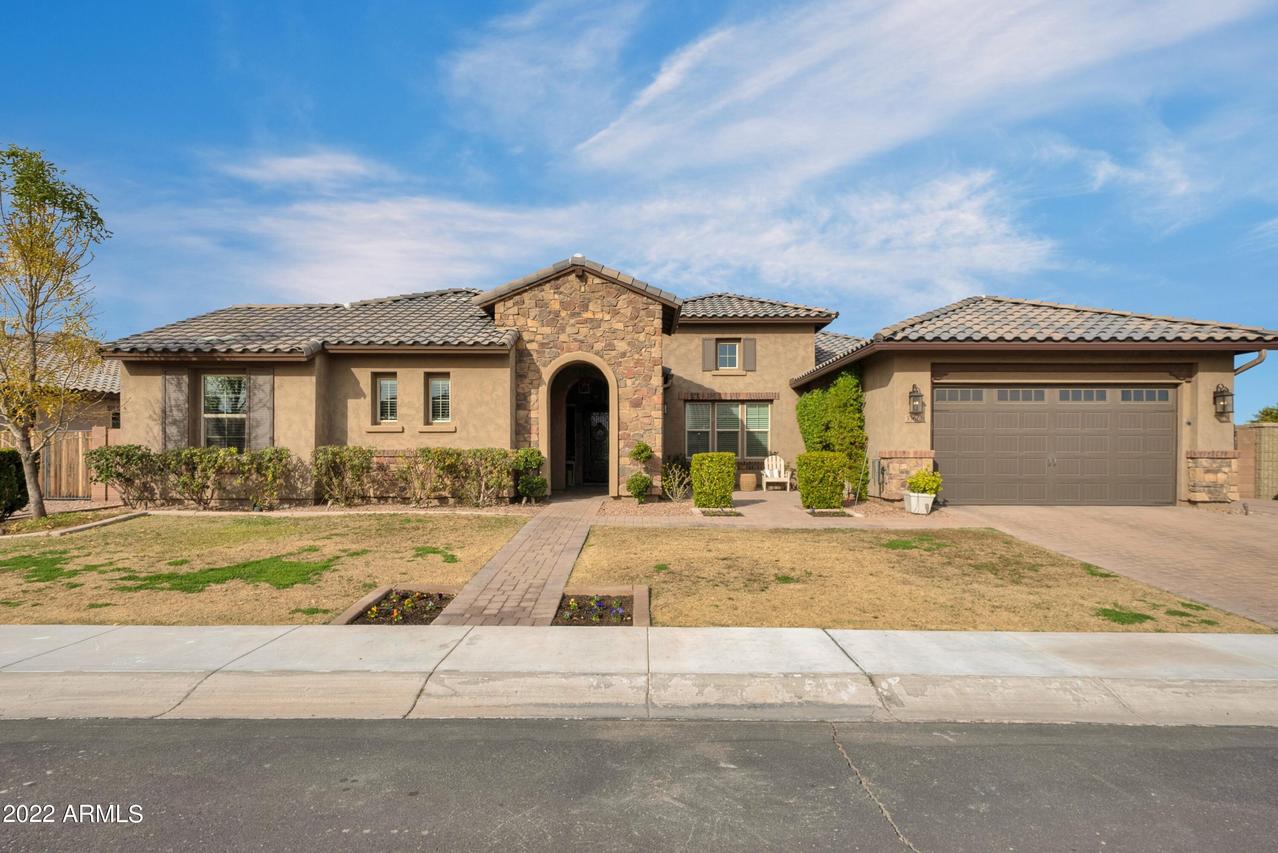 3366 E Balsam Dr., Chandler, AZ 85286