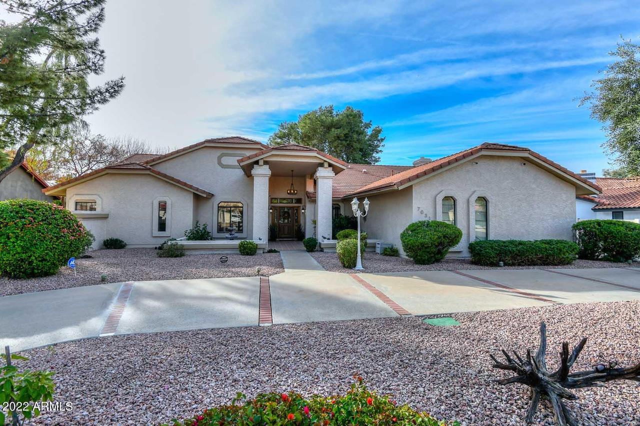 7031 W Willow Ave., Peoria, AZ 85381