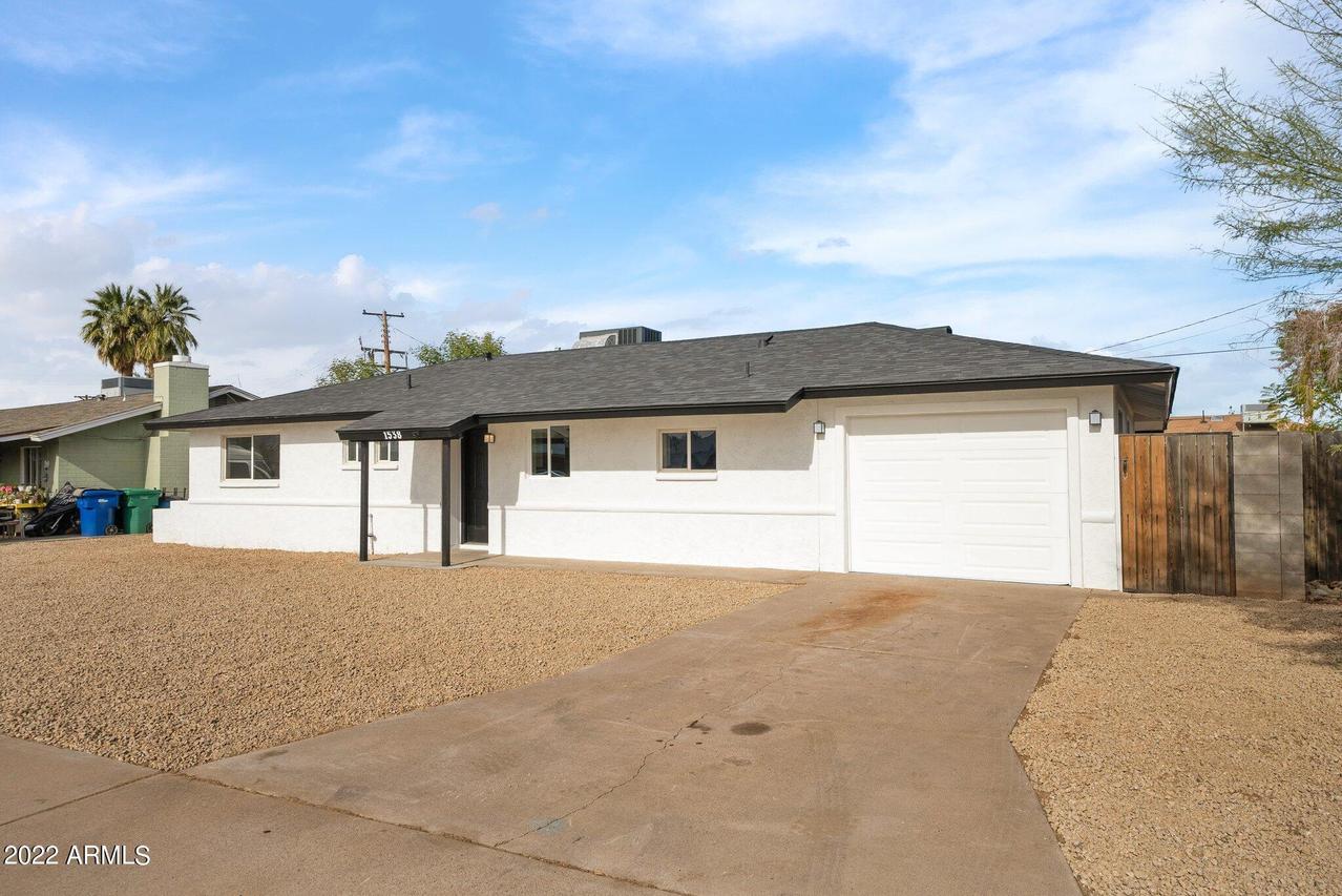 1538 W 7th St., Mesa, AZ 85201