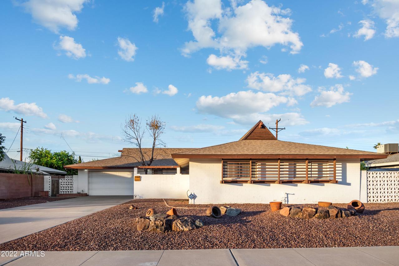 3320 W Belmont Ave., Phoenix, AZ 85051