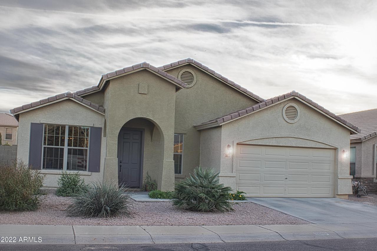 3077 E Silversmith Tr., San Tan Valley, AZ 85143