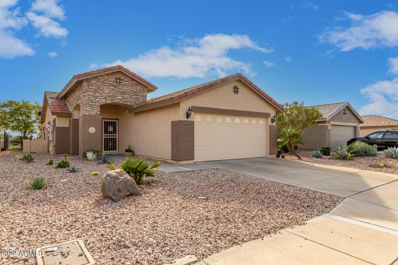 23077 W Lasso Ln., Buckeye, AZ 85326
