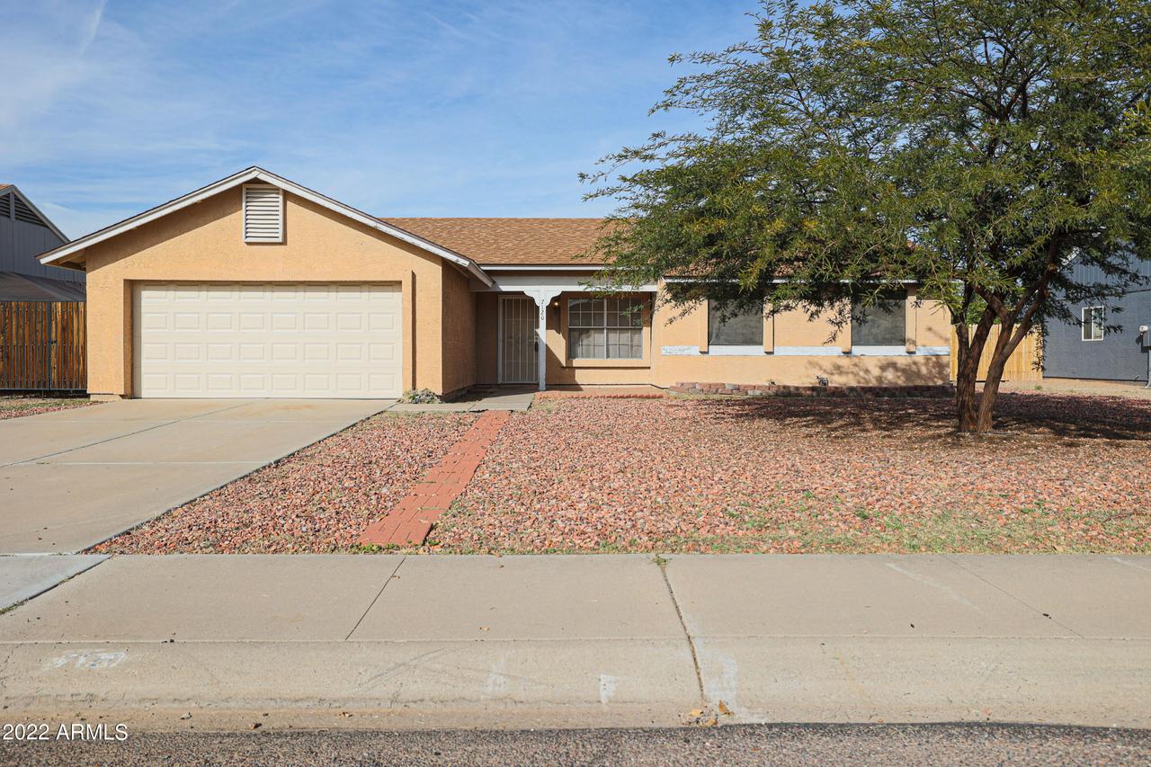 7120 W Canterbury Dr., Peoria, AZ 85345