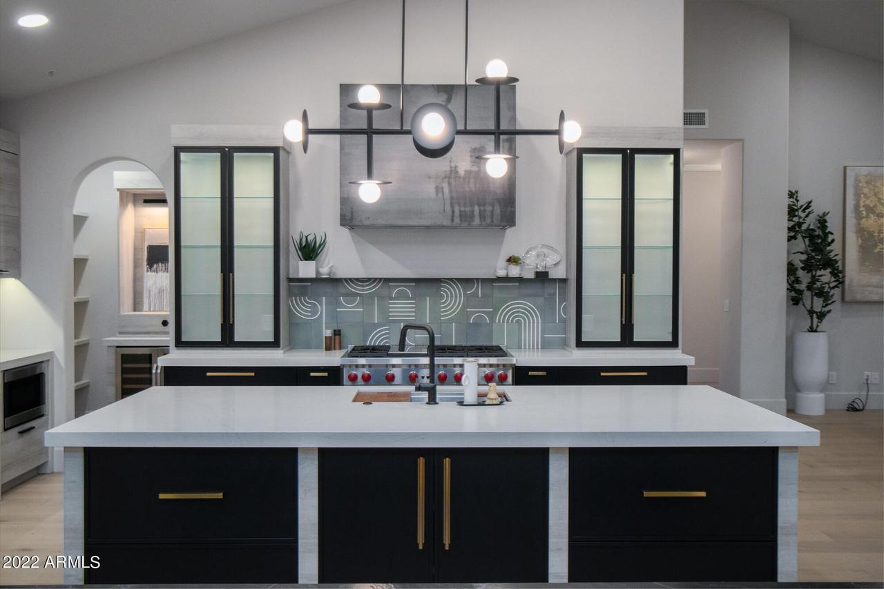 11440 N 73rd Way, Scottsdale, AZ 85260