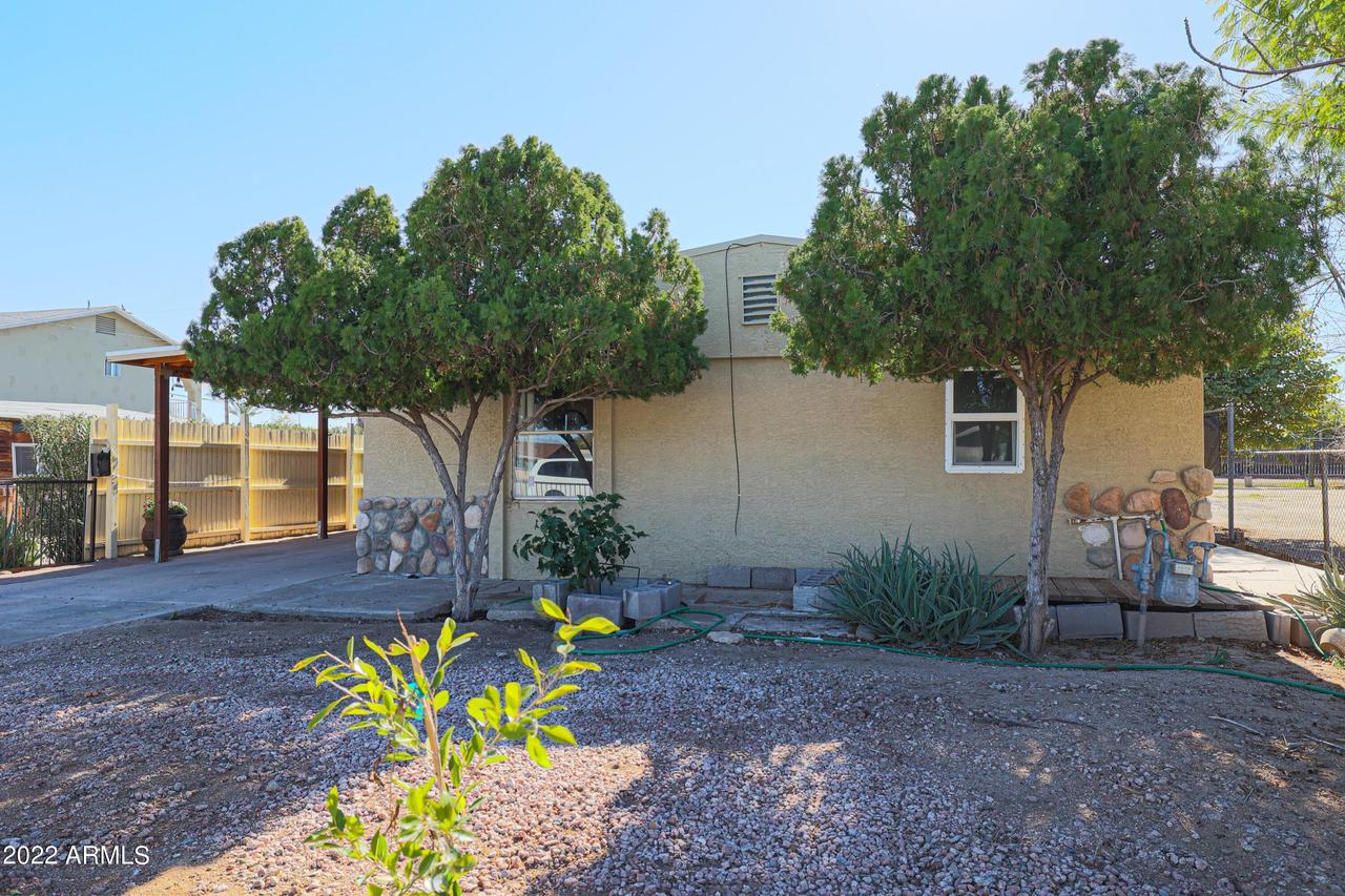 5415 E Calle Sonora, Guadalupe, AZ 85283