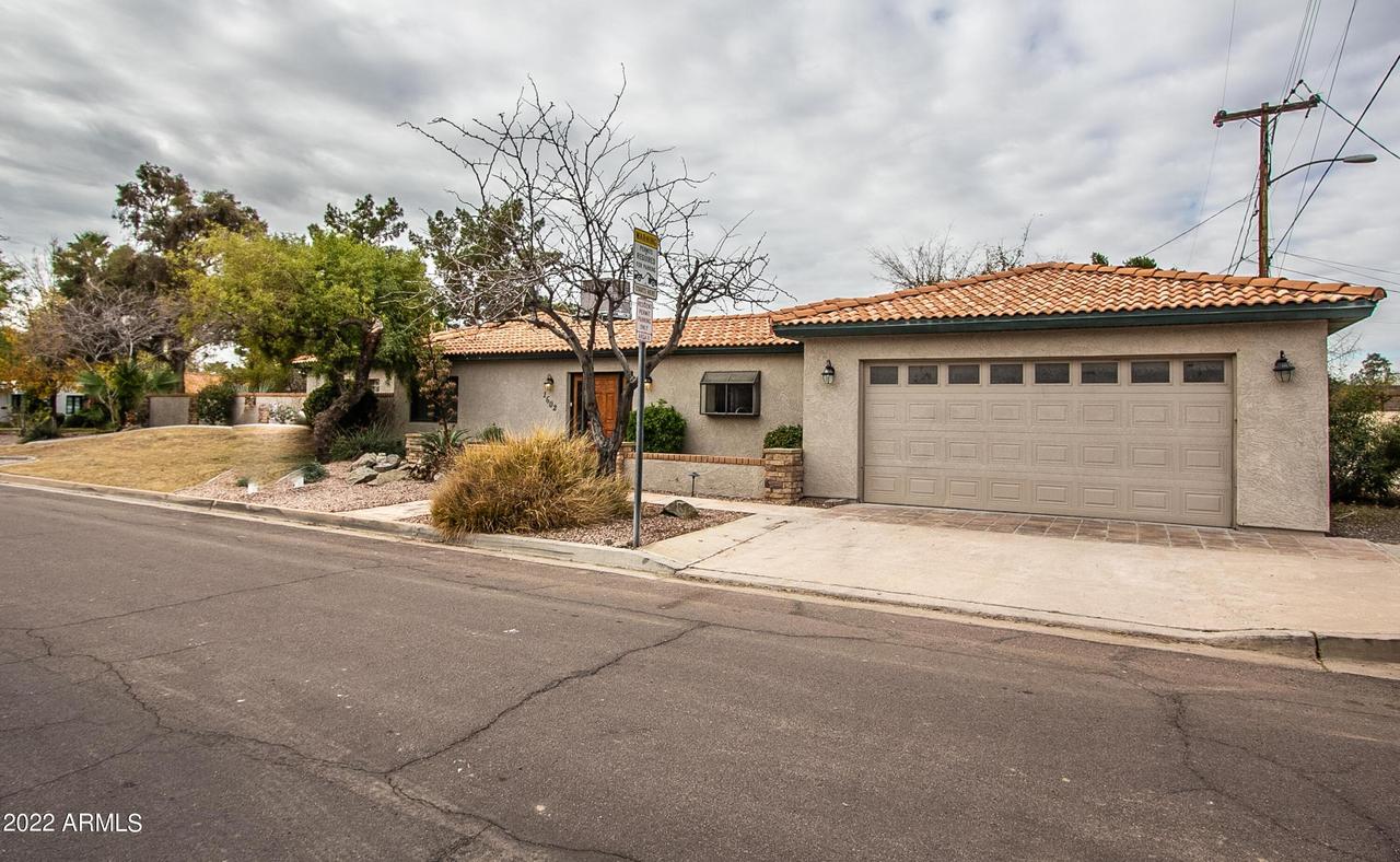 1602 W Wilshire Dr., Phoenix, AZ 85007