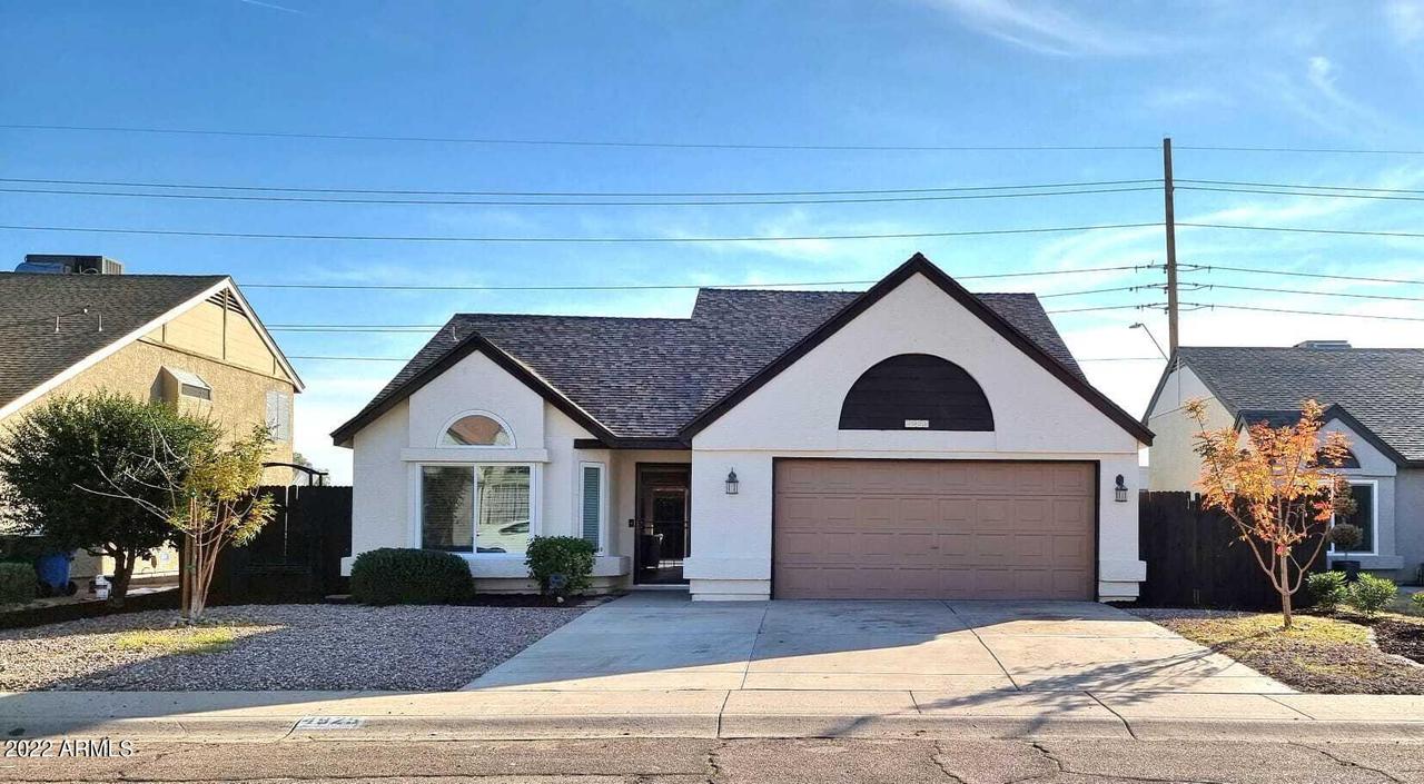 4925 W Mcrae Way, Glendale, AZ 85308