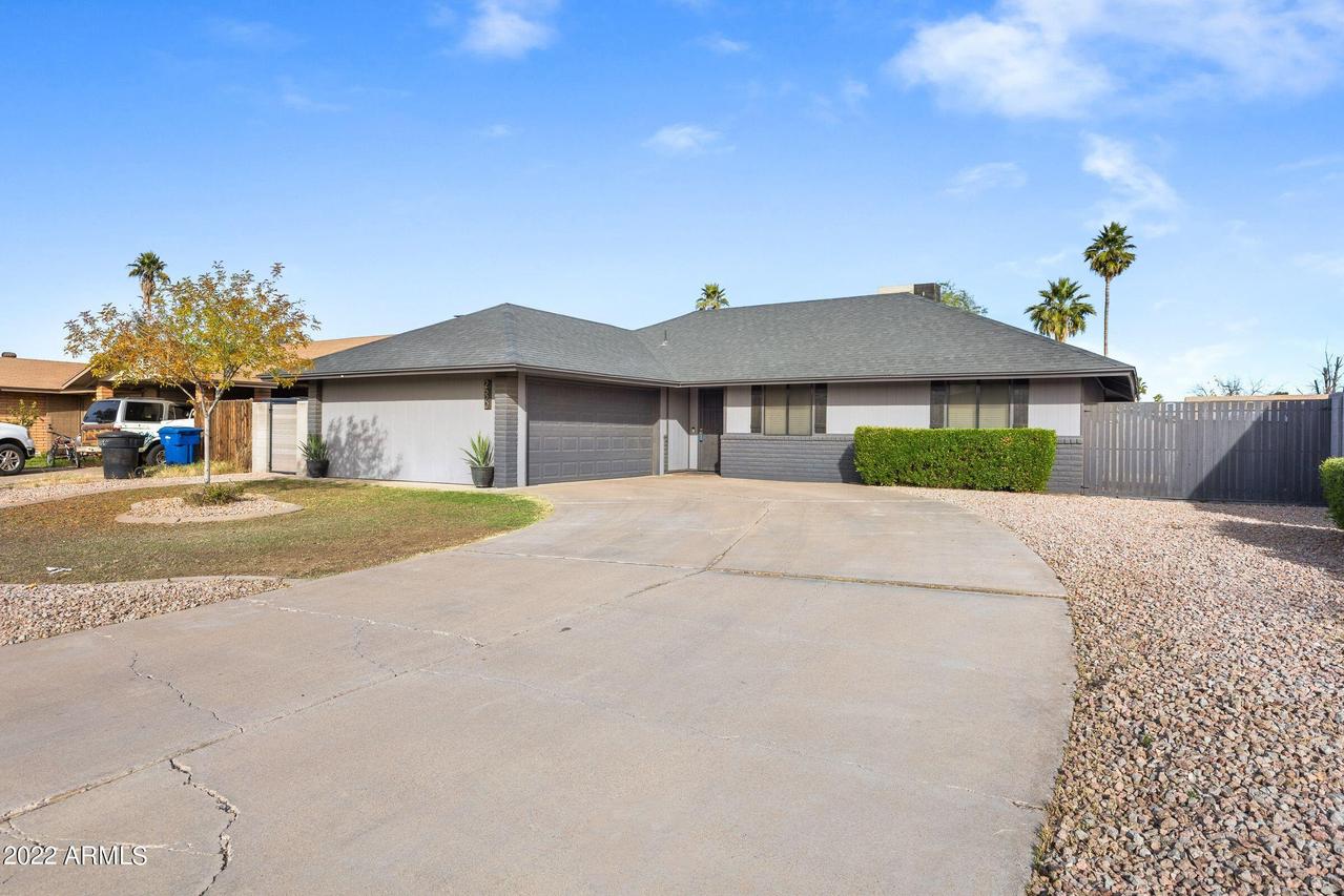 2520 E Javelina Ave., Mesa, AZ 85204
