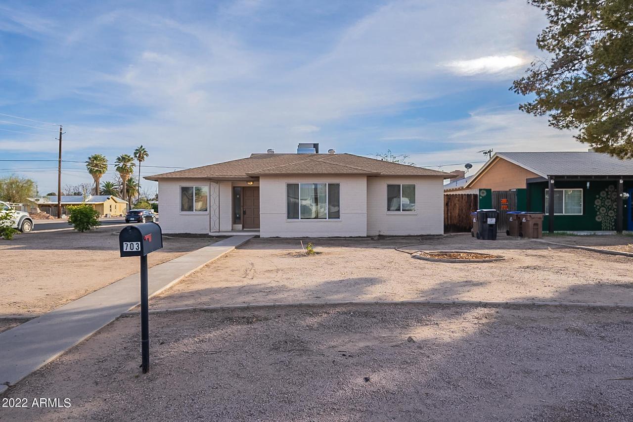 703 W Pinkley Ave., Coolidge, AZ 85228