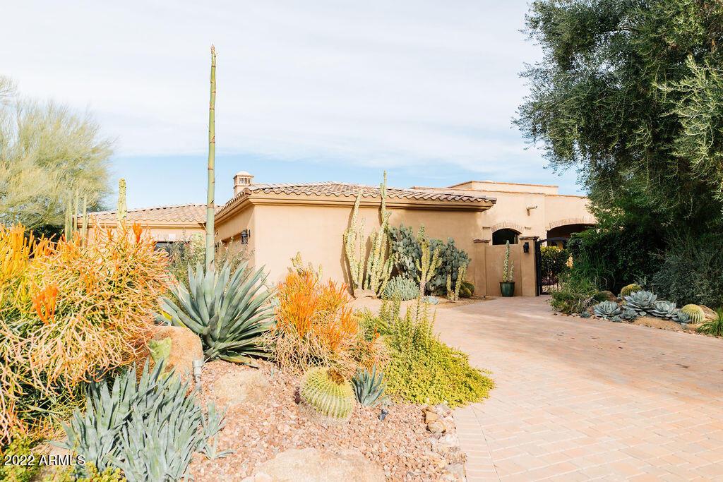 5740 E Doubletree Ranch Rd., Paradise Valley, AZ 85253