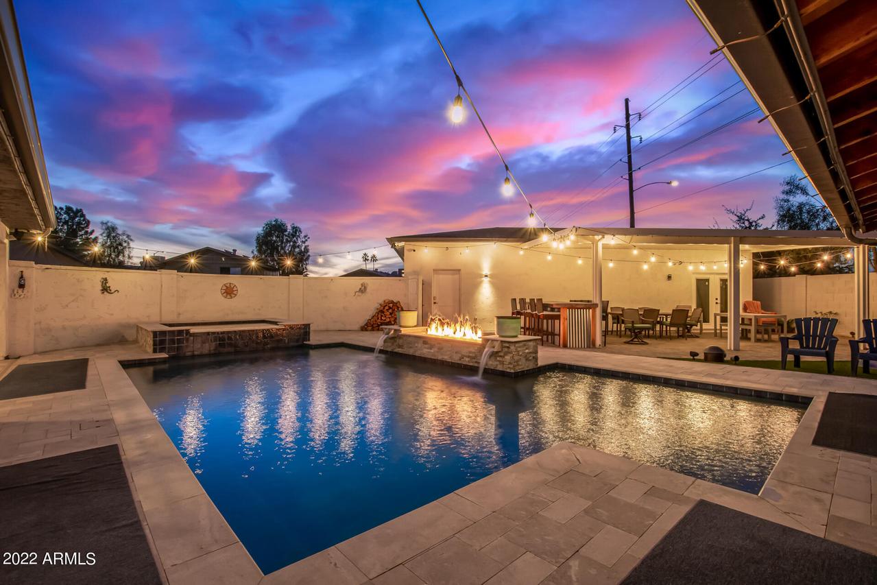 15268 N 52nd Dr., Glendale, AZ 85306