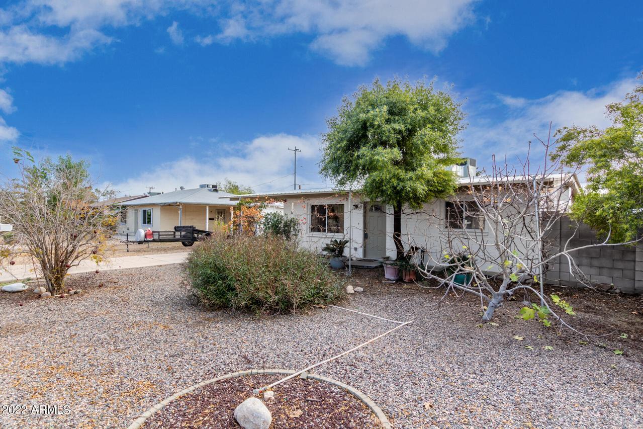 11221 W Duluth Ave., Youngtown, AZ 85363