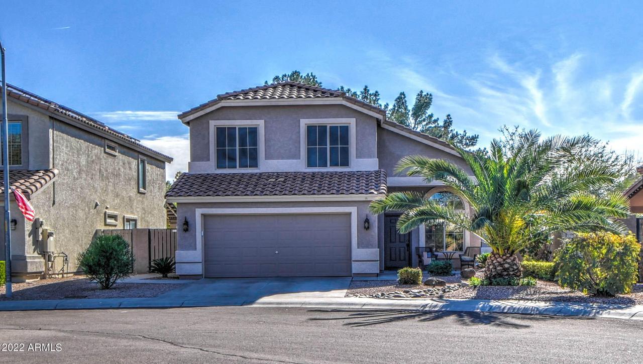 7415 W Lone Cactus Dr., Glendale, AZ 85308