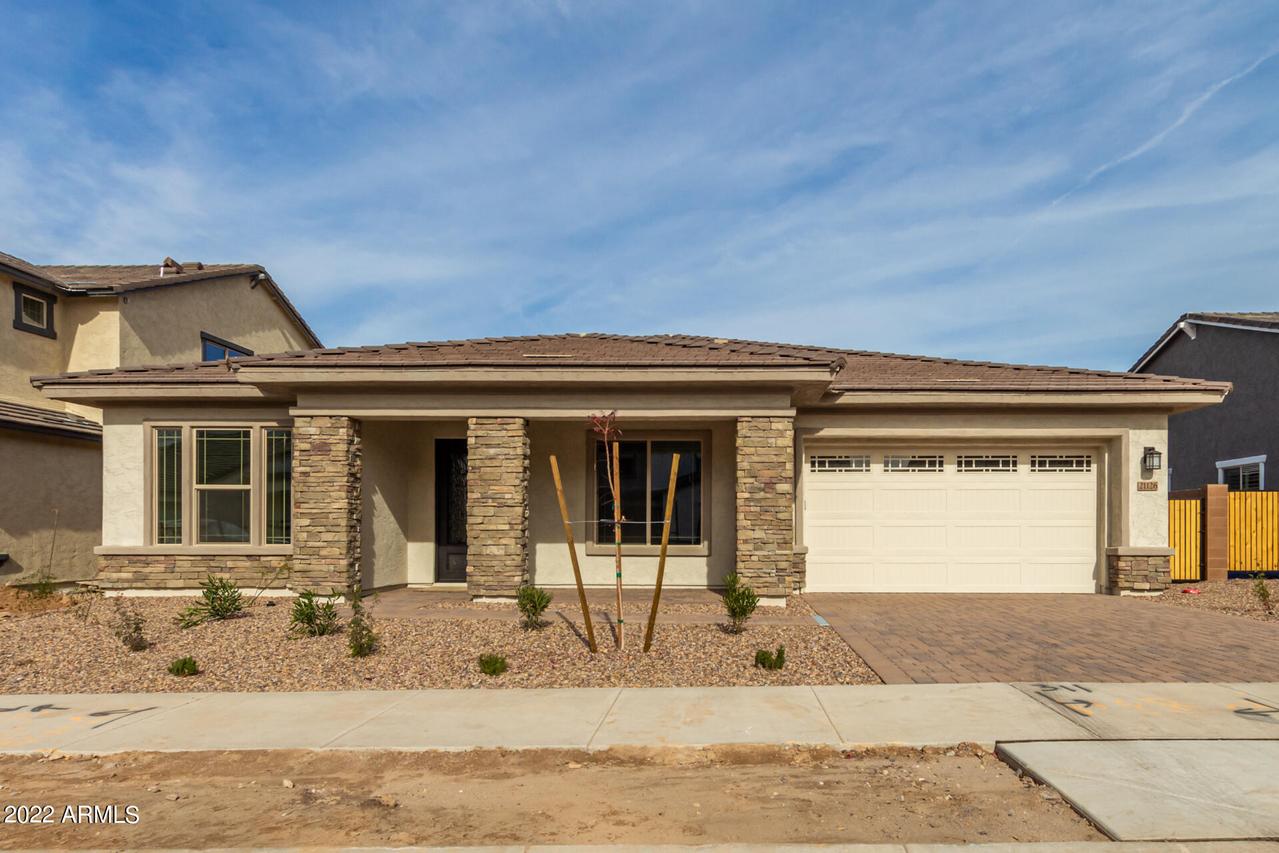 21126 E Carriage Way, Queen Creek, AZ 85142