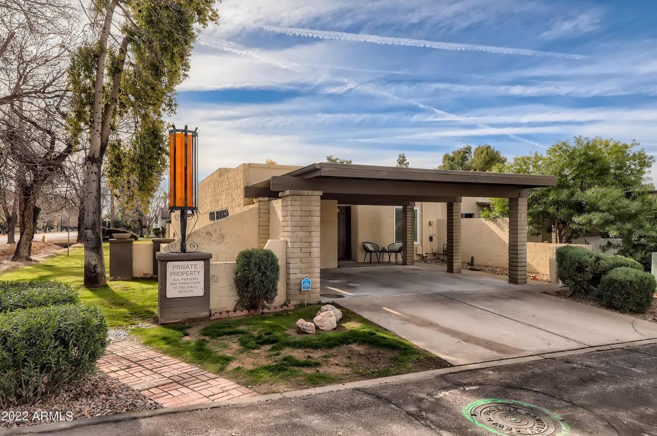 5 W Casa Hermosa Dr., Phoenix, AZ 85021