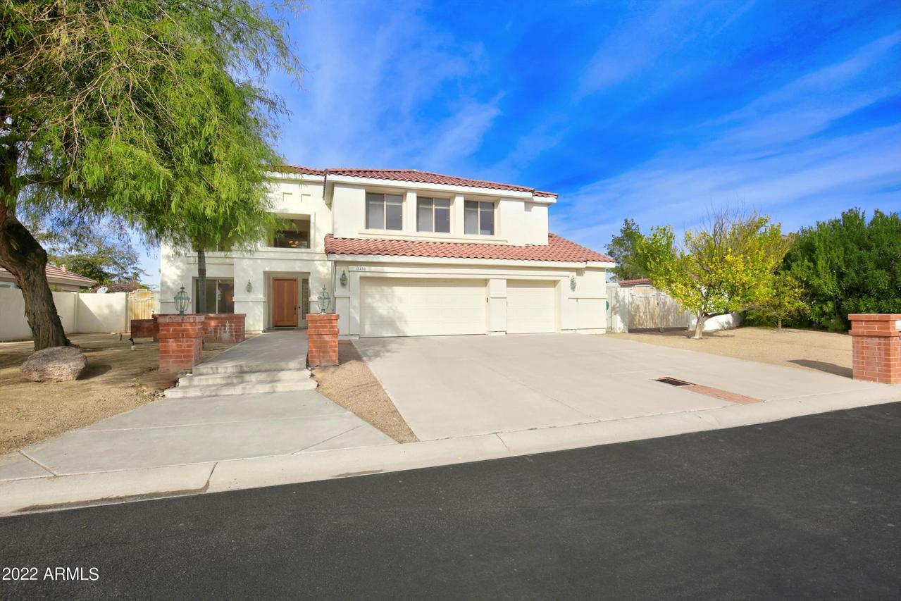 18458 N 63rd Dr., Glendale, AZ 85308