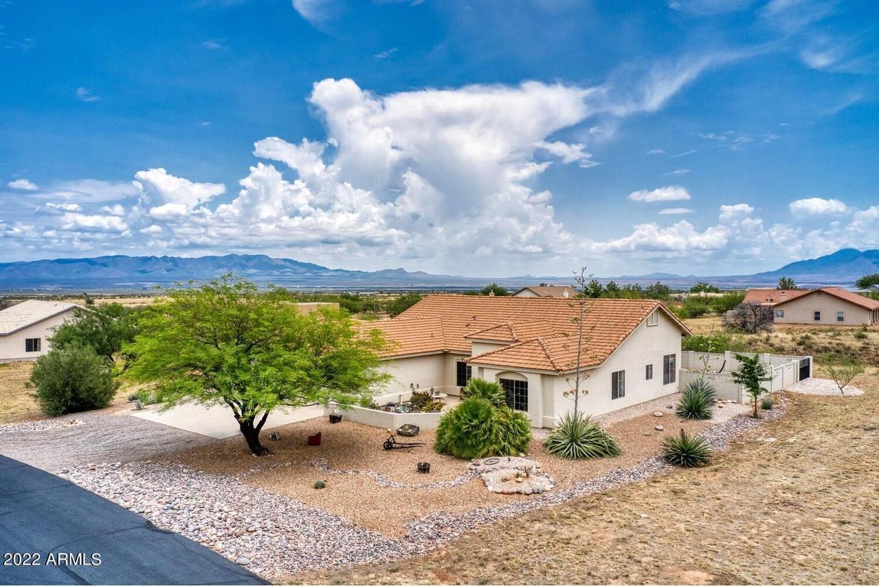 5878 E Hickory Ct., Hereford, AZ 85615