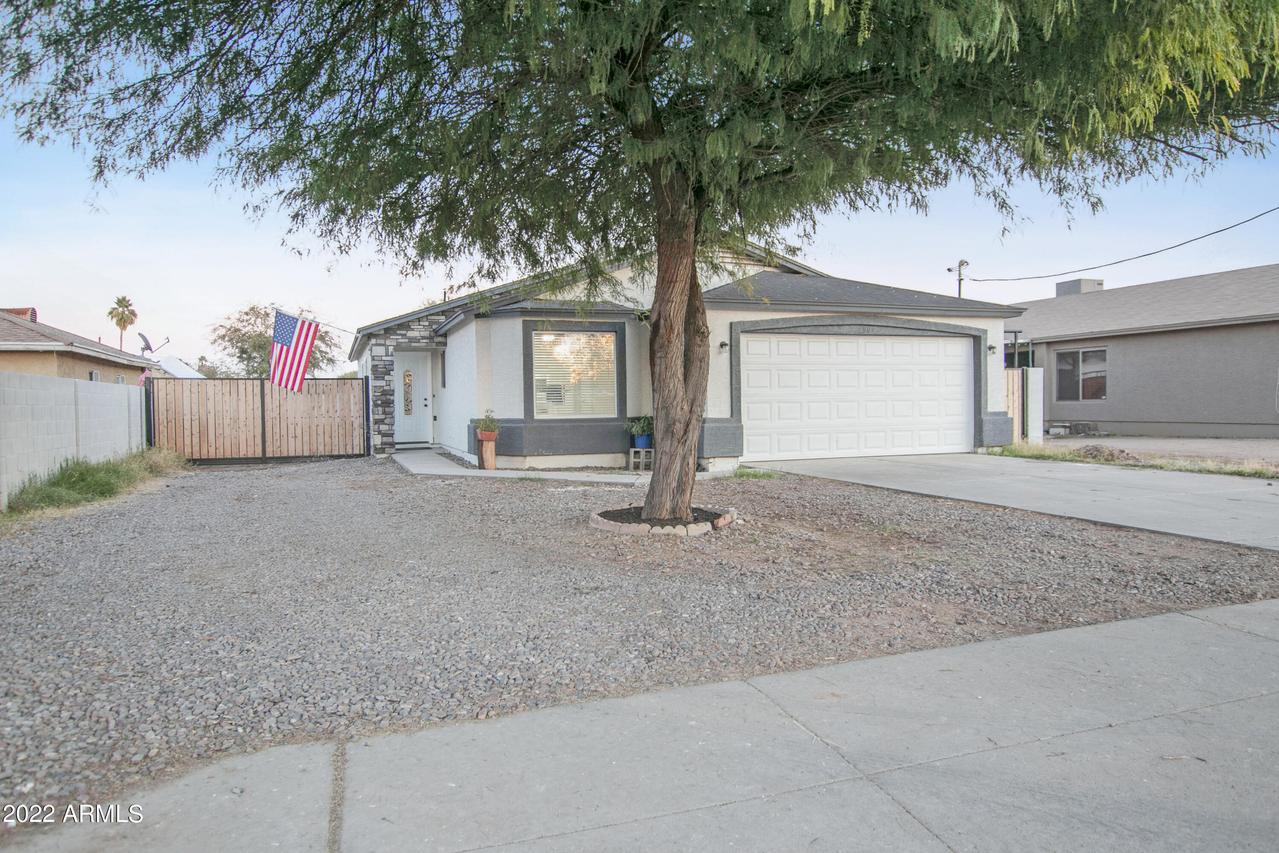 4909 S 15th Ave., Phoenix, AZ 85041