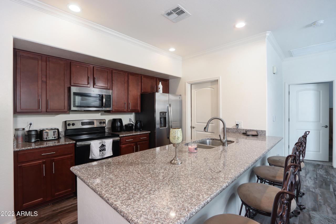 900 S Canal Dr. #236, Chandler, AZ 85225