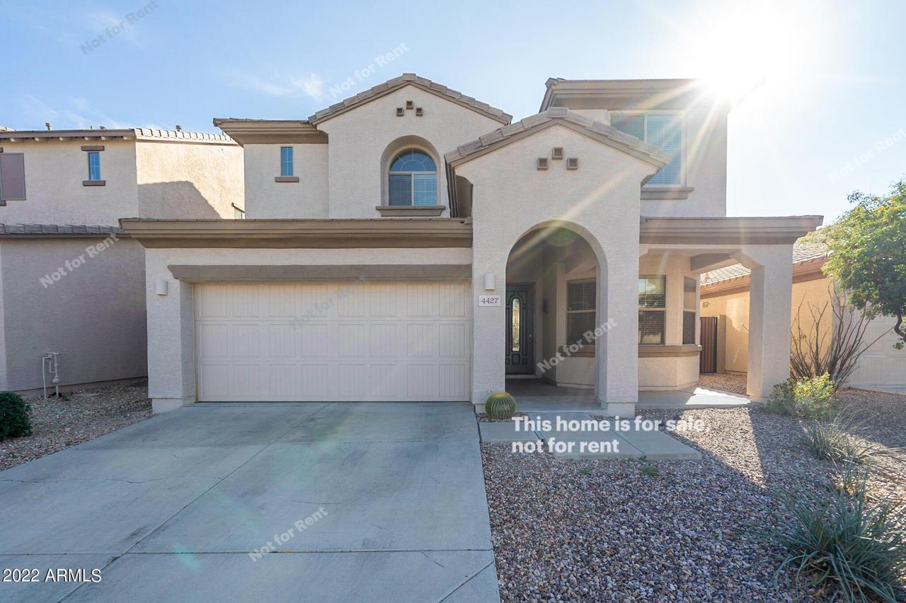 4427 W Powell Dr., New River, AZ 85087