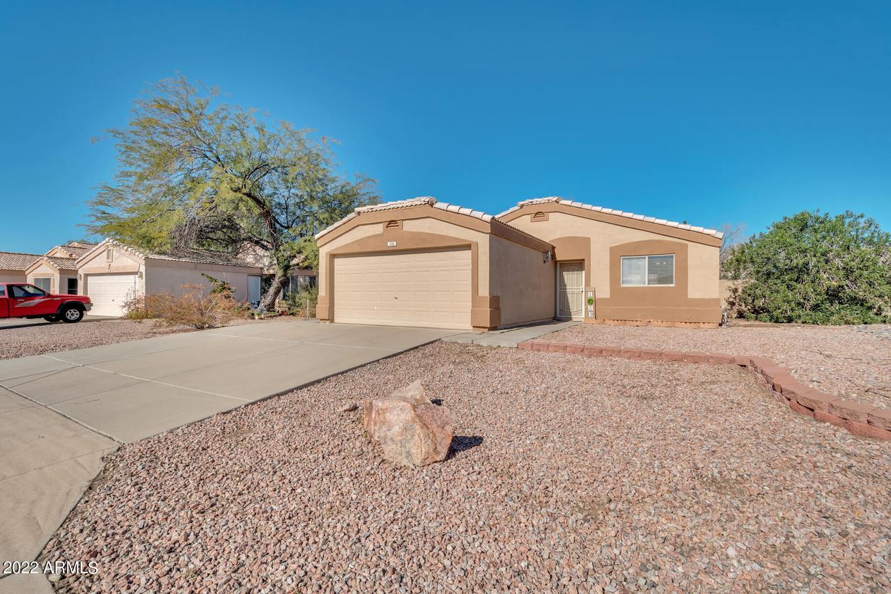 1132 W 21st Ave., Apache Junction, AZ 85120