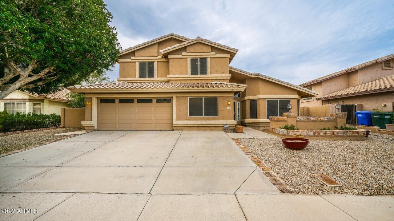 2701 E Verbena Dr., Phoenix, AZ 85048