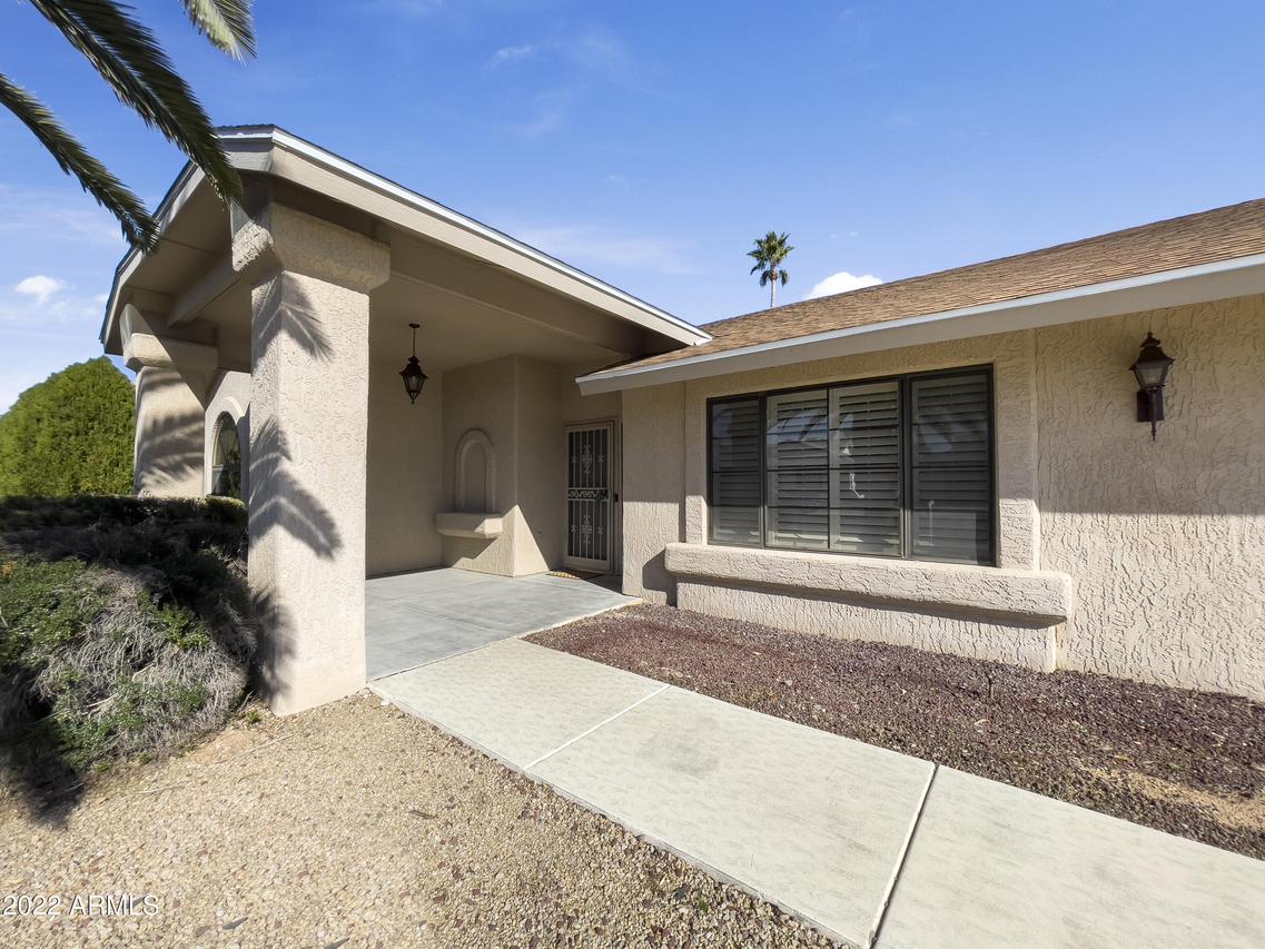 14418 W Yosemite Dr., Sun City West, AZ 85375