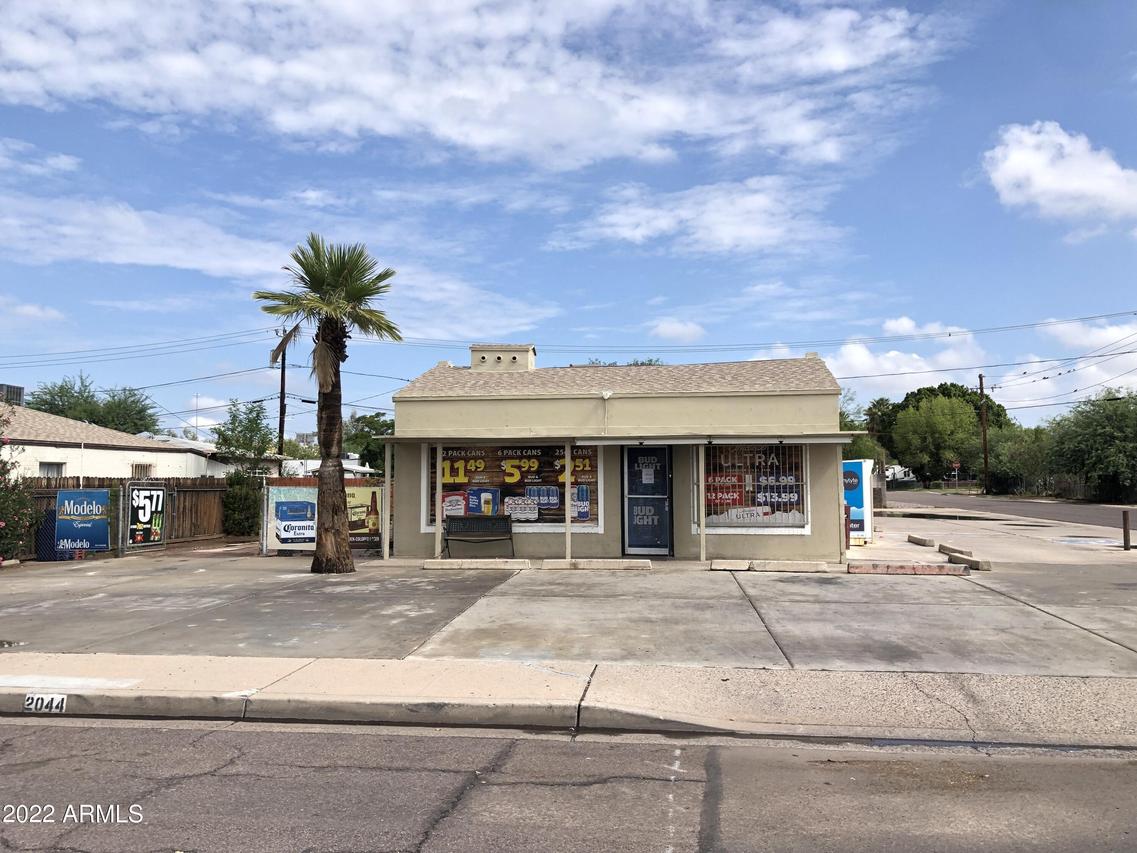 2044 E Yale St., Phoenix, AZ 85006