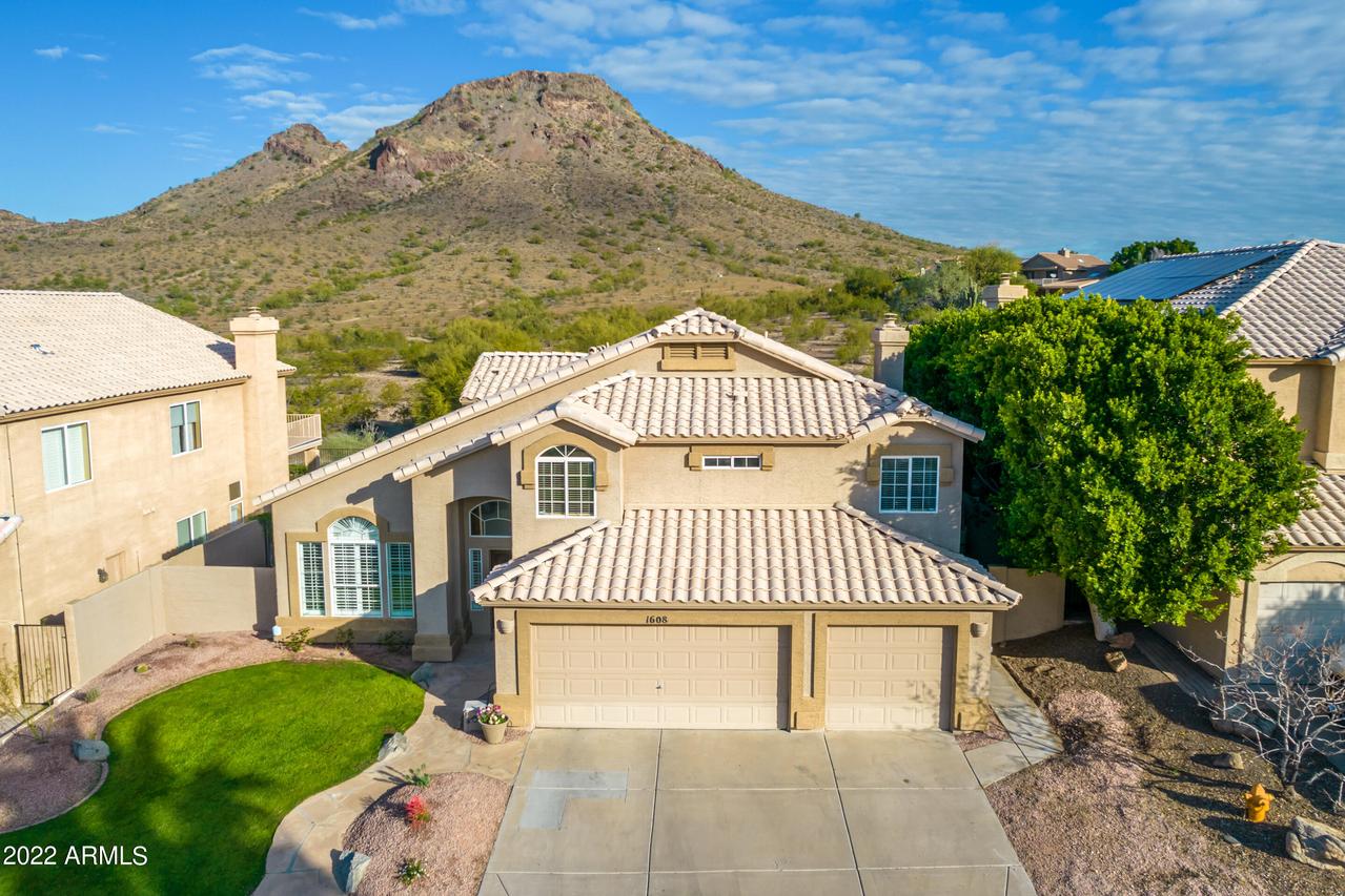 1608 E Crocus Dr., Phoenix, AZ 85022