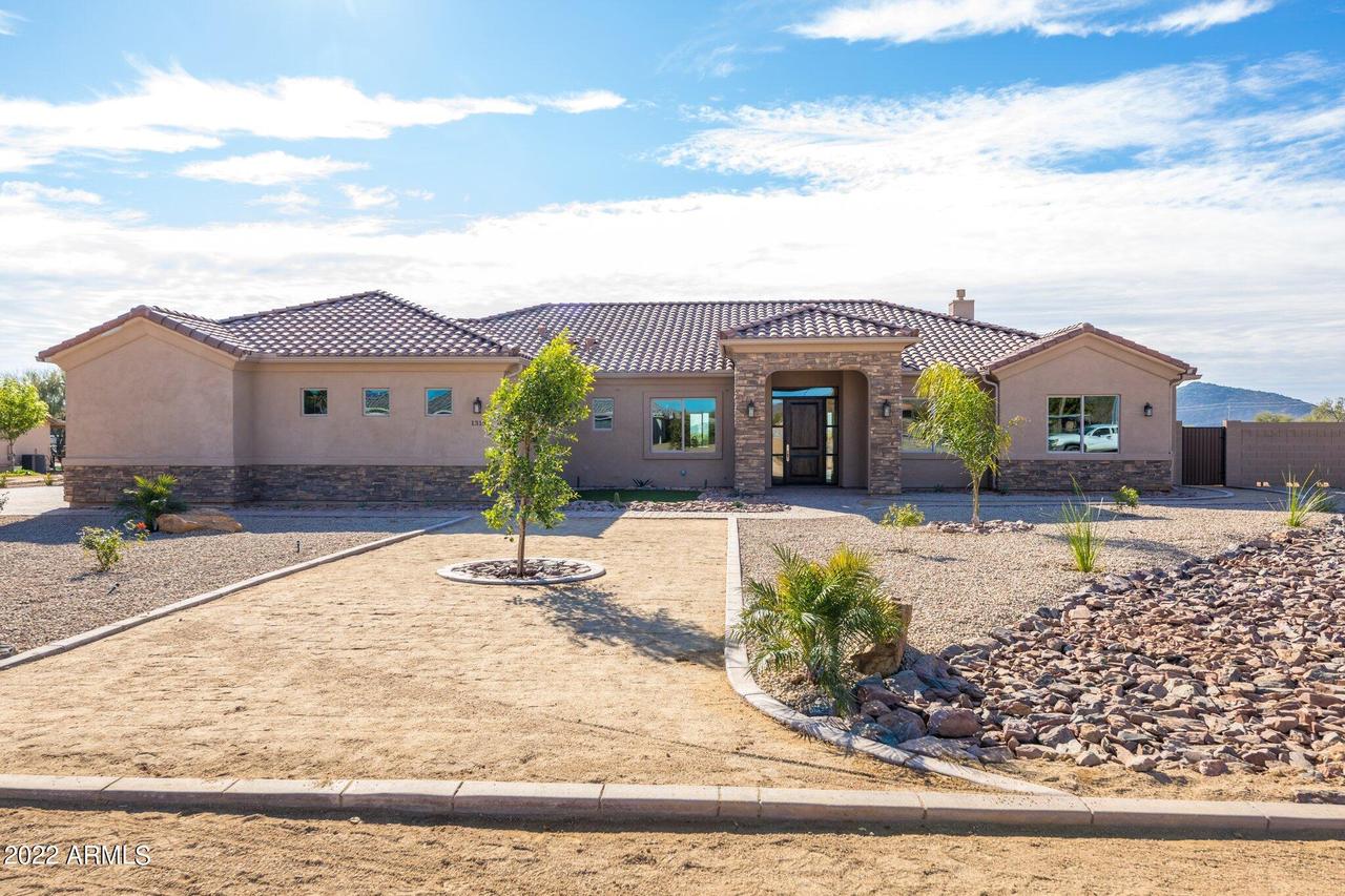 1315 W Irvine Rd., Phoenix, AZ 85086