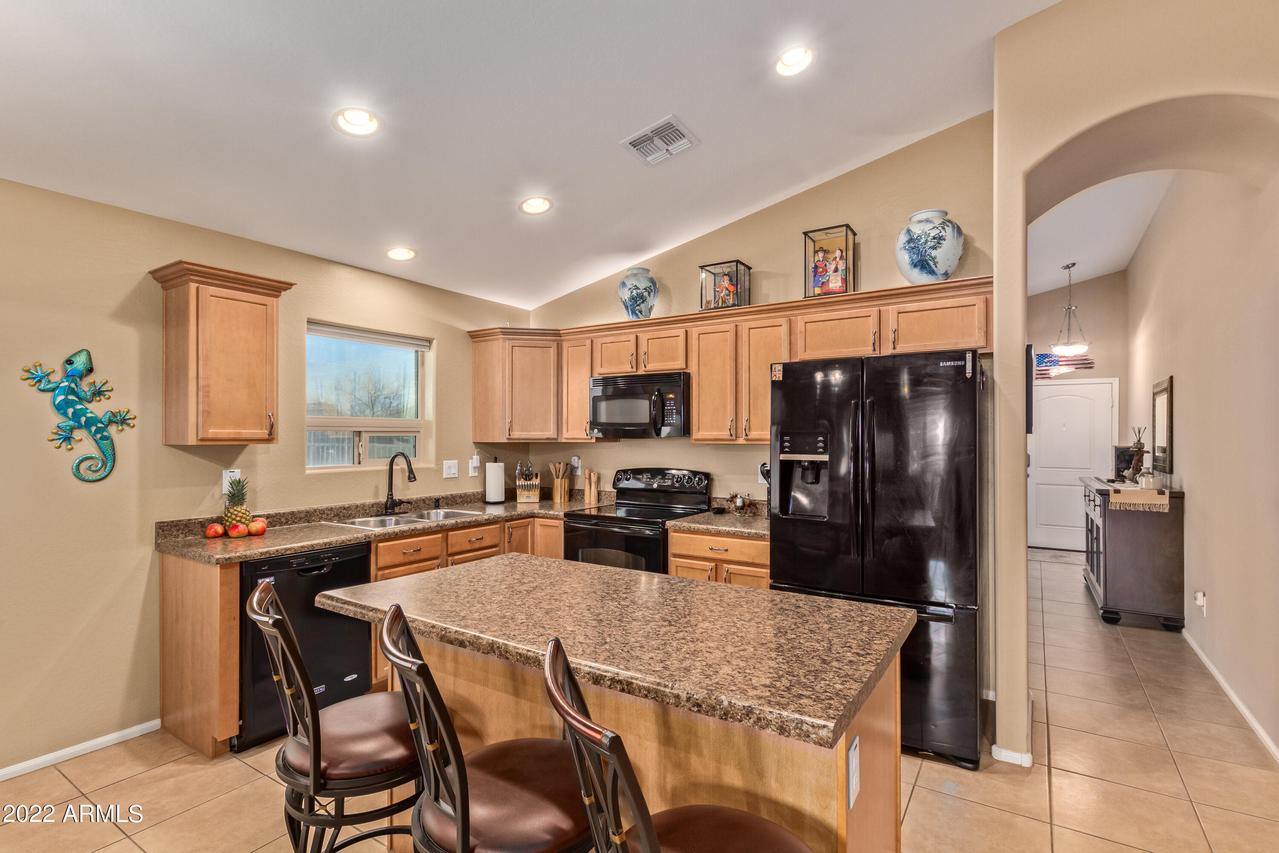 17702 W Larkspur Dr., Surprise, AZ 85388
