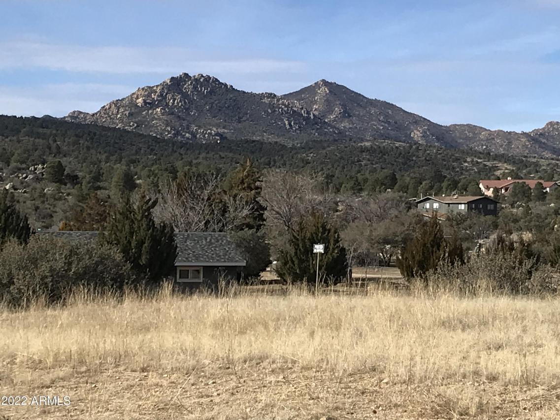 18037 S Double Tree Rd. #223, Peeples Valley, AZ 86332