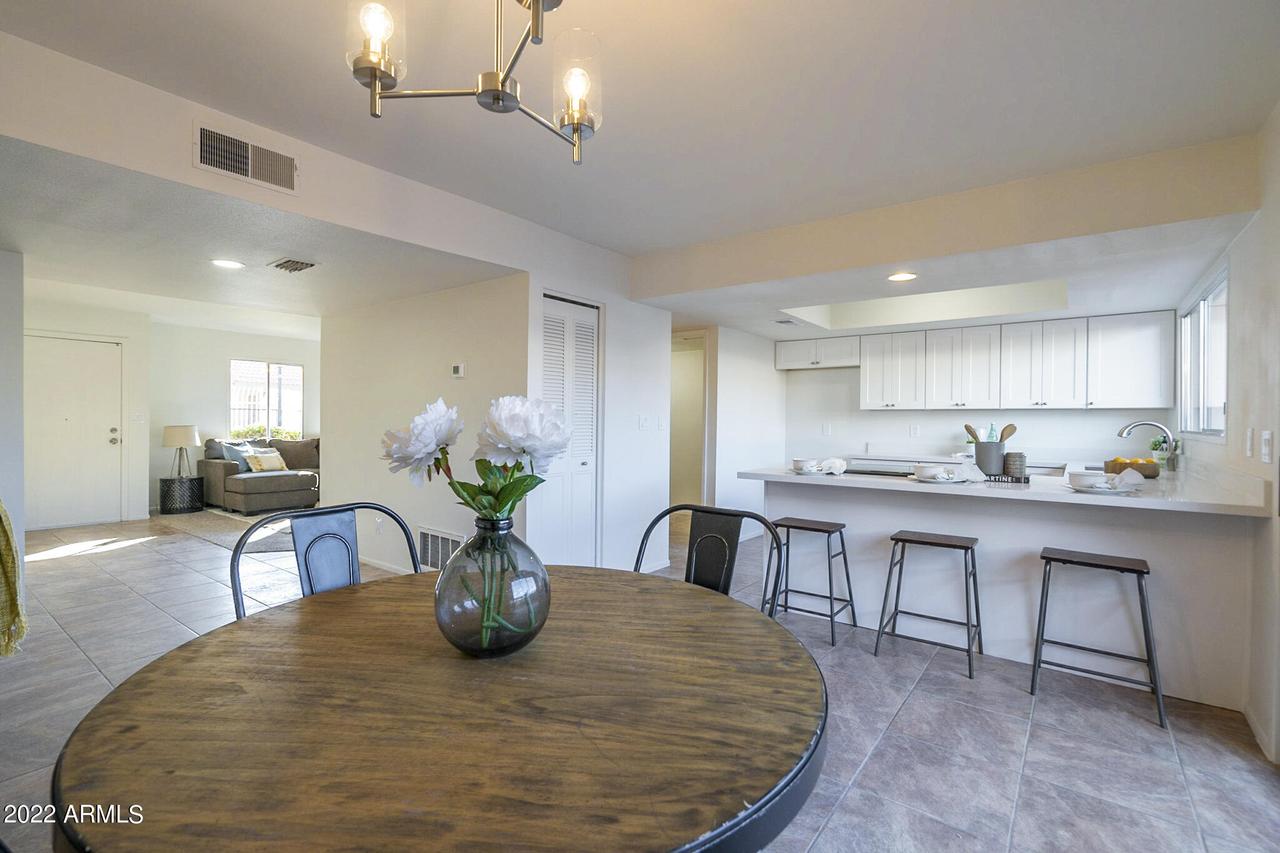 5481 W Echo Ln., Glendale, AZ 85302