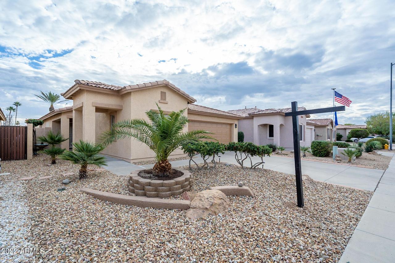 19843 N 107th Dr., Sun City, AZ 85373