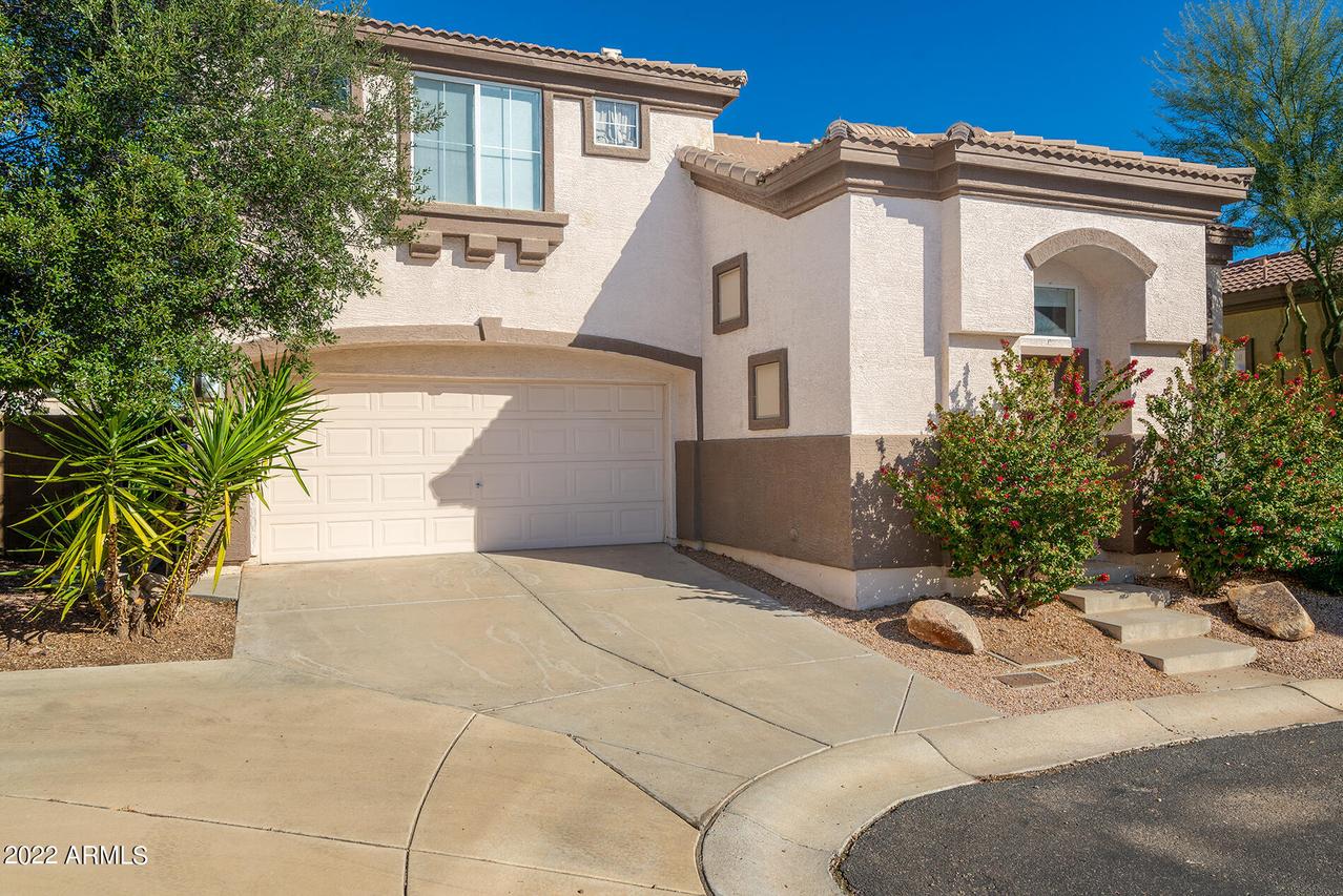 2221 S Harper Ave., Mesa, AZ 85209