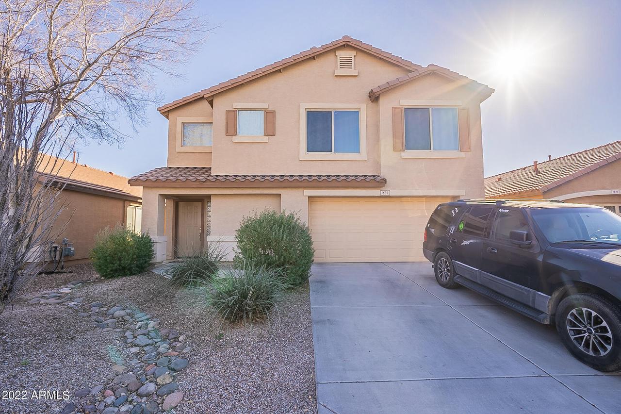 1635 E Leslie Ave., San Tan Valley, AZ 85140