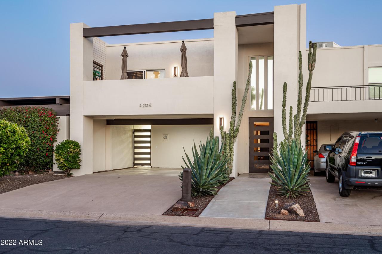 4209 N 86th Way, Scottsdale, AZ 85251