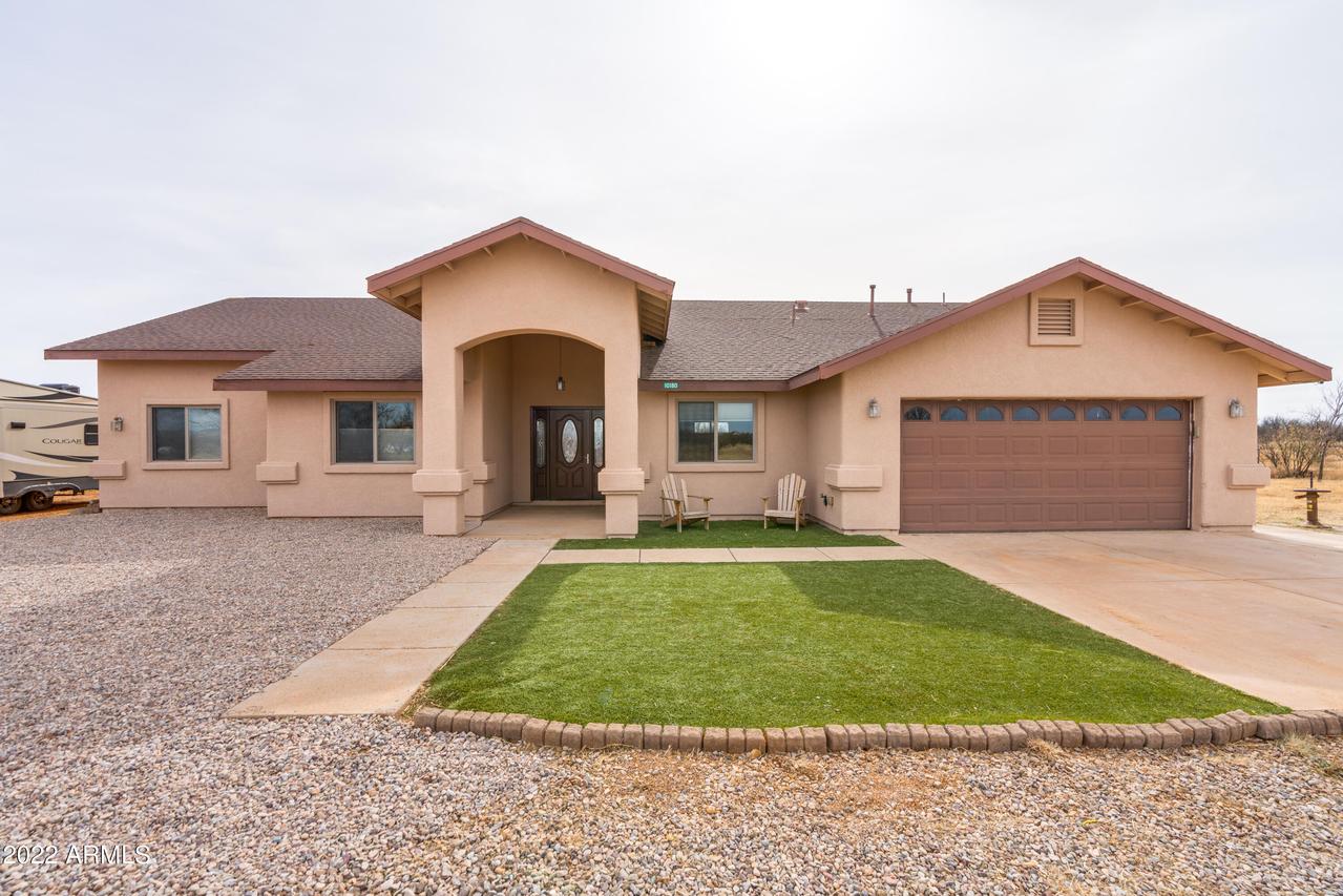 10180 E Windtalker Rd., Hereford, AZ 85615