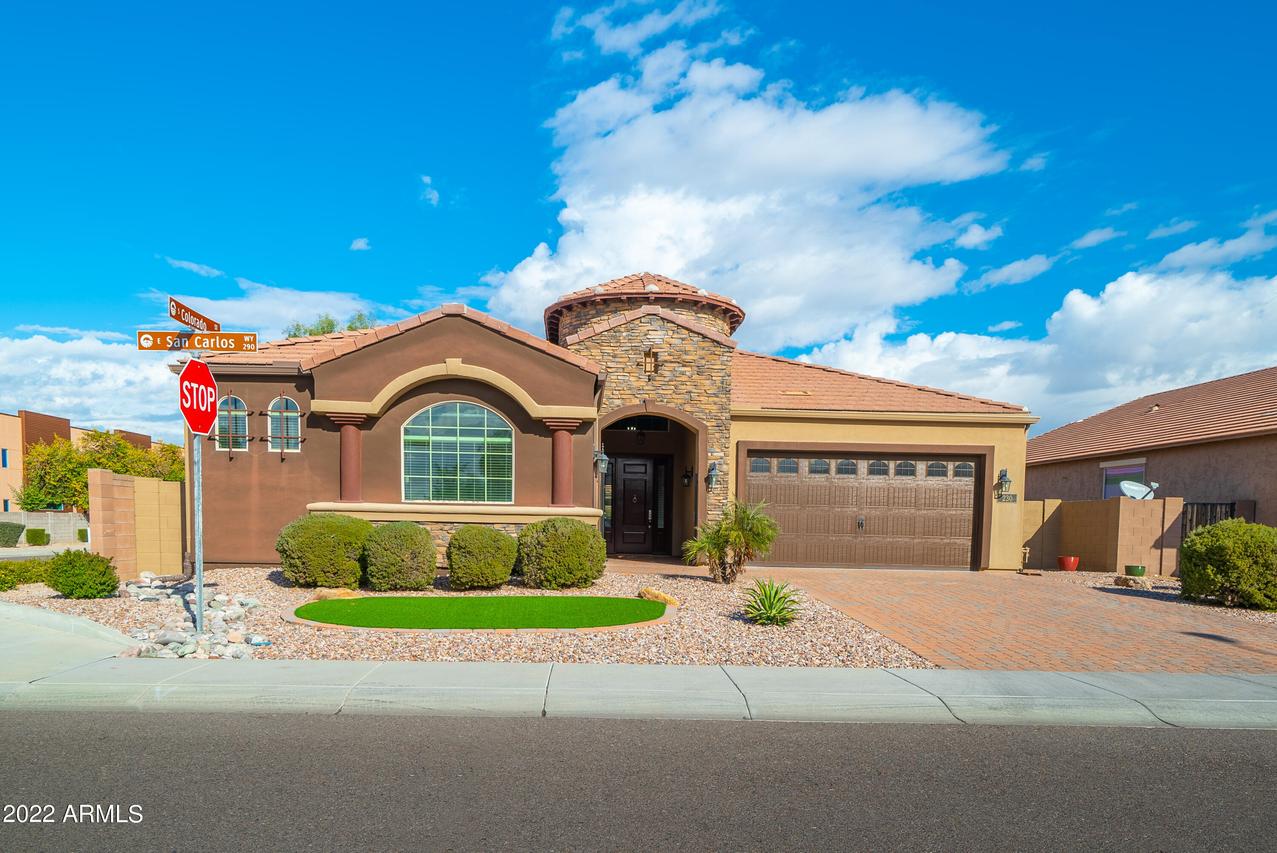230 E San Carlos Way, Chandler, AZ 85249