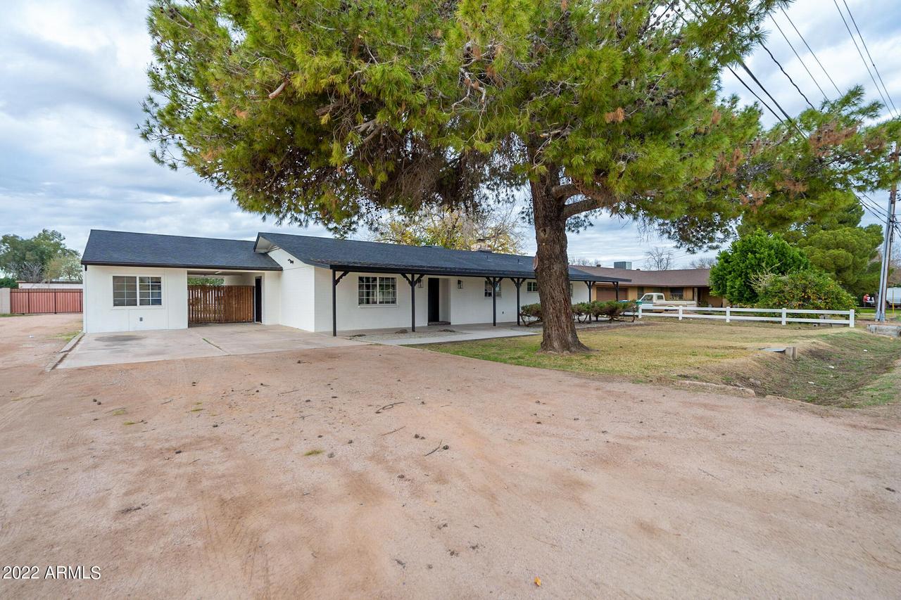 2424 N Brimhall, Mesa, AZ 85203