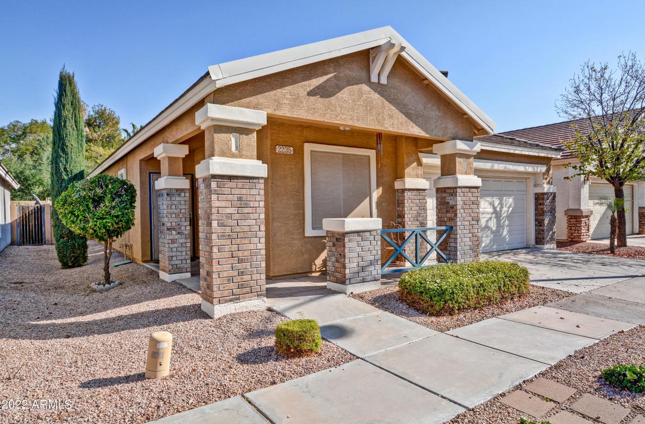 2235 S Gordon, Mesa, AZ 85209