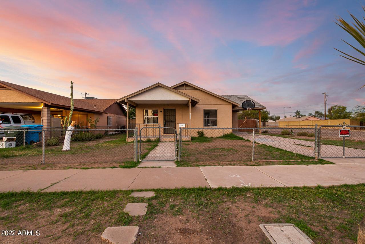 1206 E Adams St., Phoenix, AZ 85034