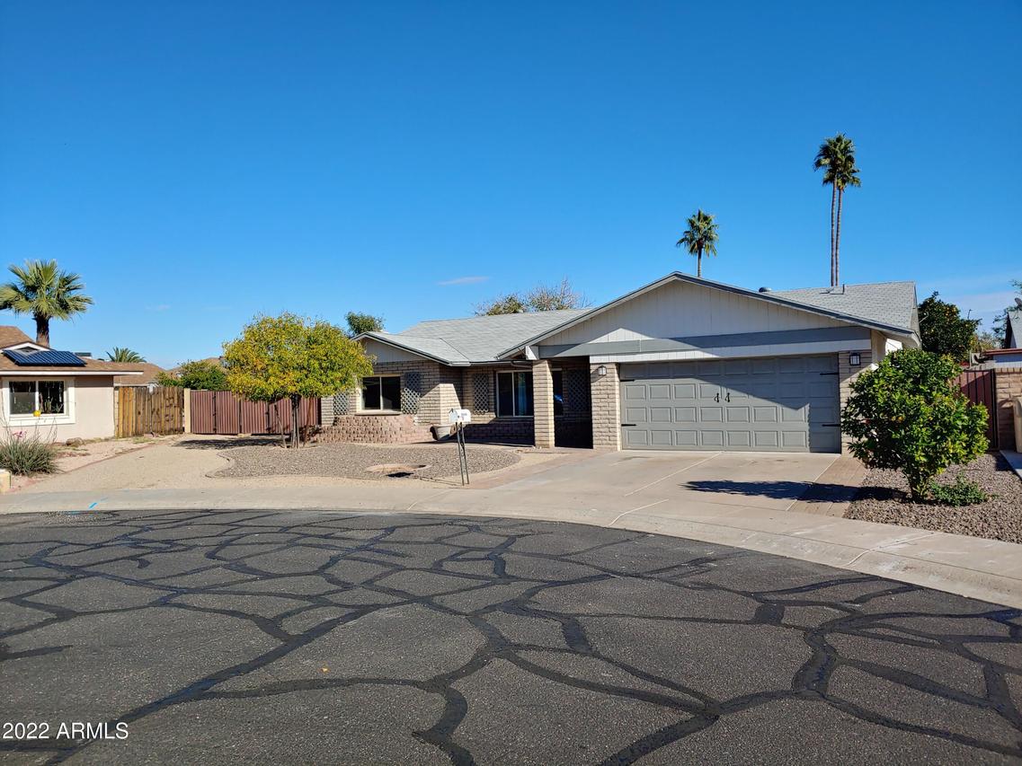 15625 N 57th Dr., Glendale, AZ 85306