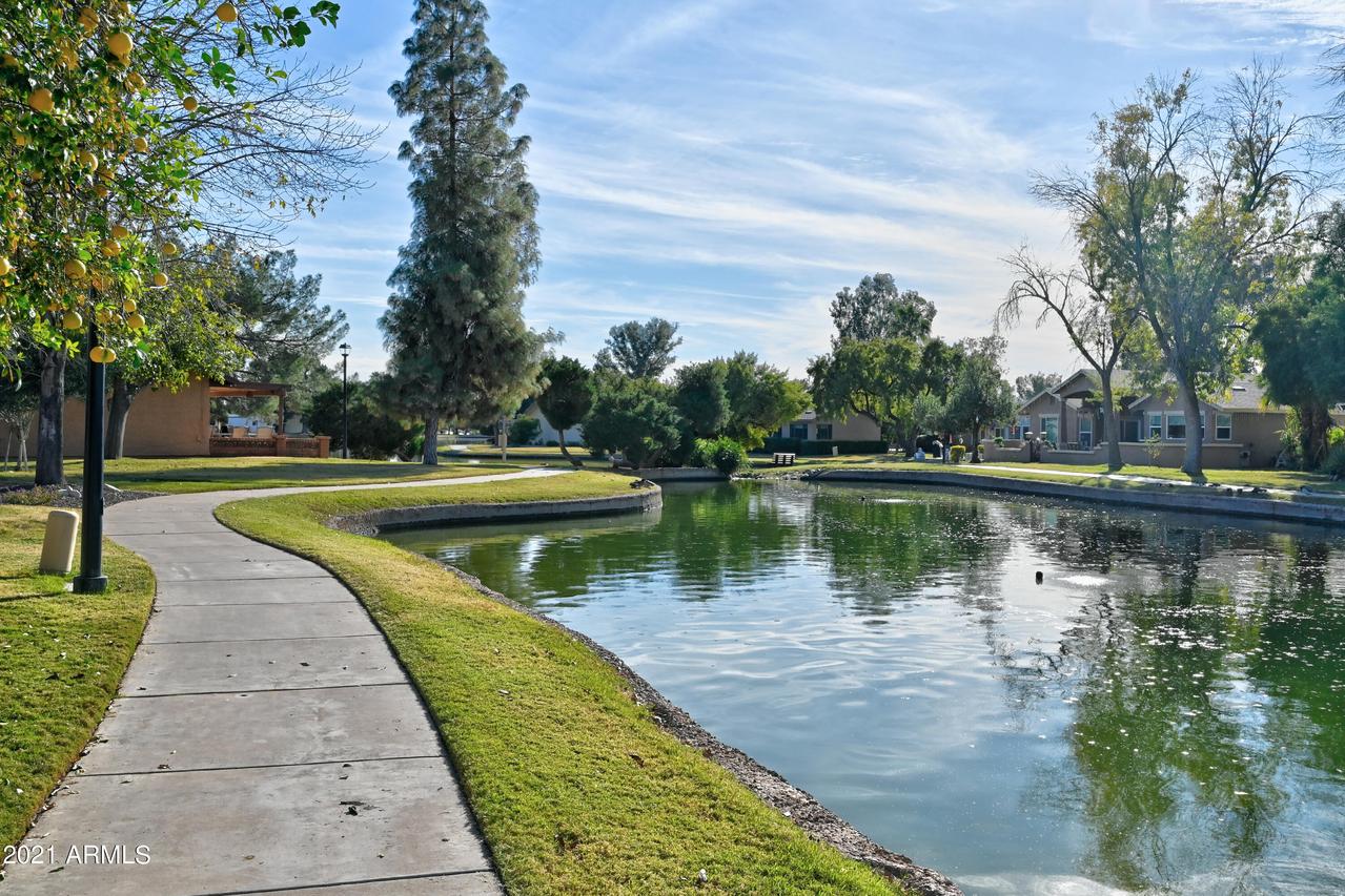 535 Leisure World, Mesa, AZ 85206