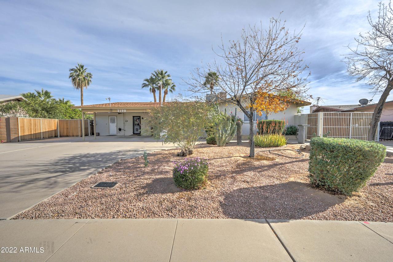2190 E Greenway Dr., Tempe, AZ 85282