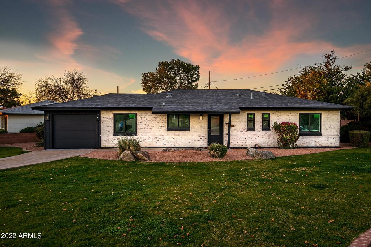 3028 E Coolidge St., Phoenix, AZ 85016