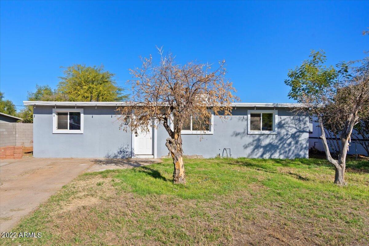 2702 E 1st Pl., Mesa, AZ 85213