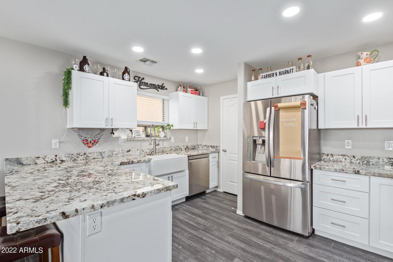 38067 N Luke Ln., San Tan Valley, AZ 85140