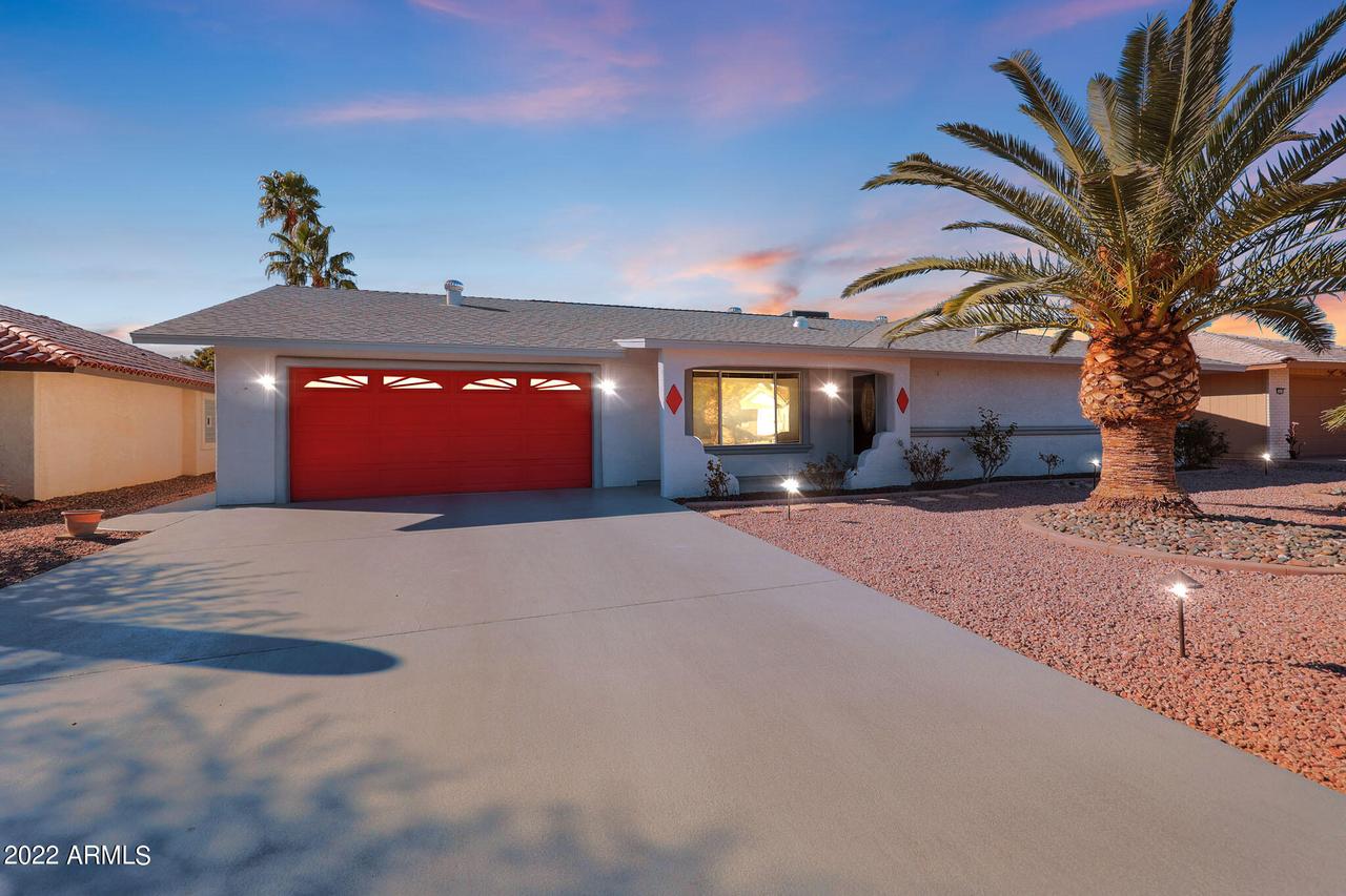19414 N Willow Creek Cir., Sun City, AZ 85373