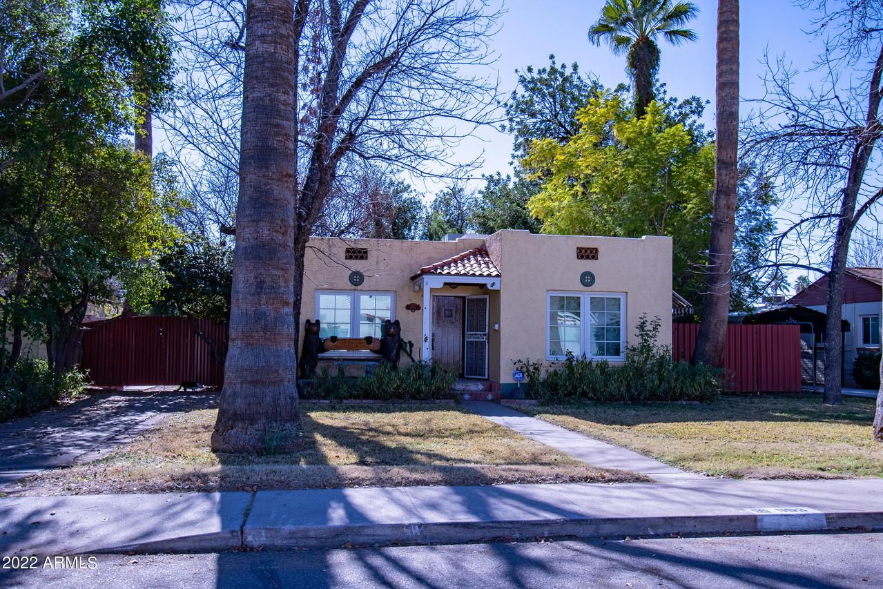 903 W Mackenzie Dr., Phoenix, AZ 85013